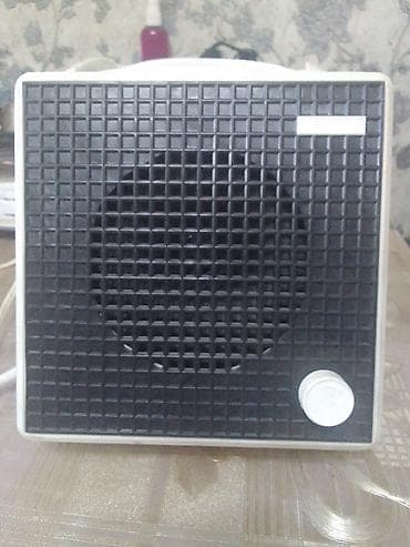 hub switch: - Корпус: пластиковый, светлый, с чёрной решёткой спереди - — 1