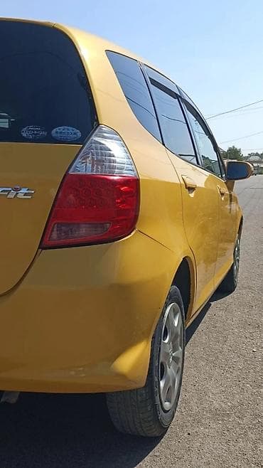 2 8: Honda Fit: 2004 г., 1.3 л, Вариатор, Бензин, Хэтчбэк — 7