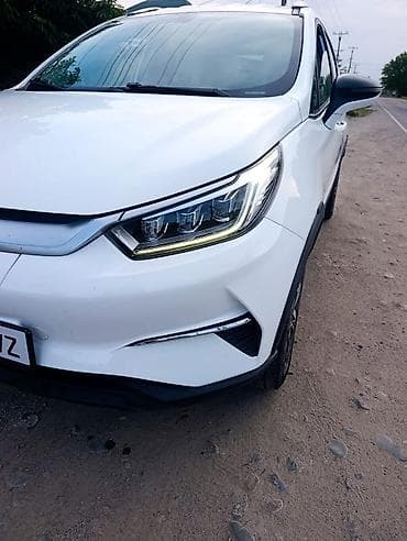 BYD: BYD Yuan Pro: 2021 г., 0.1 - engine capacity л, Автомат, Электромобиль, Кроссовер — 4