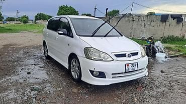 симёрка машина: Toyota Ipsum: 2004 г., Минивэн — 2