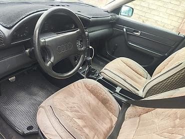 mercedesbenz 211: Audi 100: 1991 г., 2 л, Механика, Бензин, Седан — 6