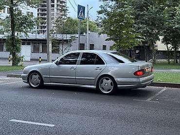 Продажа авто: Mercedes-Benz E-класс AMG: 2002 г., 5.5 л, Бензин — 3