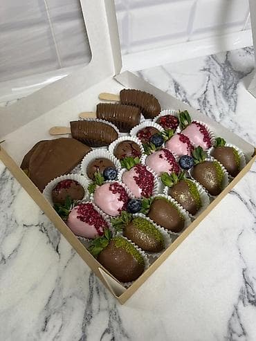 продам клубнику: Клубника в шоколаде И фрукты на выбор Цены минимальные Стоимость — 7