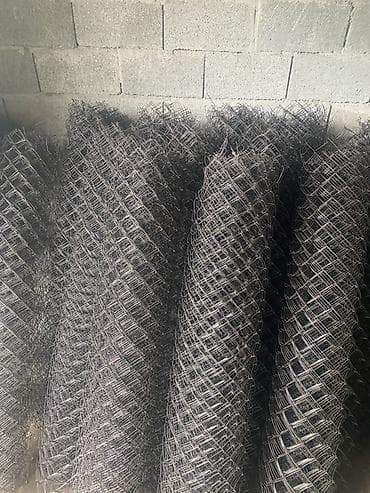 Сетка для заборов: Сетка-рабица В рулонах 10 метров Для ограждения и футбольного поля — 8