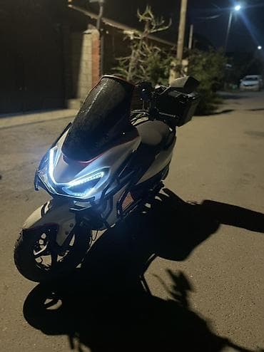 макси скутер: Макси-скутер Yamaha, 150 куб. см, Электро, Новый — 7