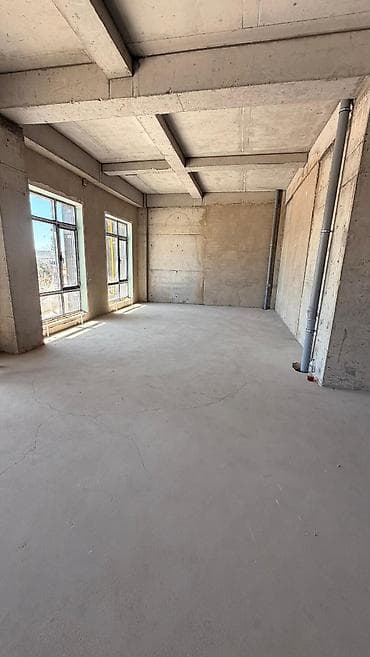 джал срочно: Продажа офисов 122 м², Без ремонта, Без мебели, Многоэтажное здание, 1 этаж — 2