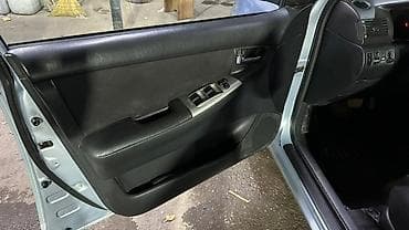 coroll: Toyota Corolla: 2005 г., 1.5 л, Автомат, Бензин, Хэтчбэк — 6