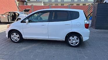 Honda Fit: 2002 г., 1.3 л, Автомат, Бензин, Хетчбек — 5