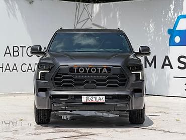 mazda 3: Toyota Sequoia: 2023 г., 3.5 л, Автомат, Гибрид, Внедорожник — 5