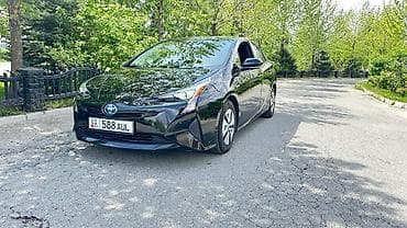 чери: Toyota Prius: 2018 г., 1.8 л, Автомат, Гибрид, Хэтчбэк — 2