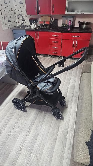 Коляска, Другой бренд, цвет - Серебристый, Б/у, Самовывоз, Платная доставка