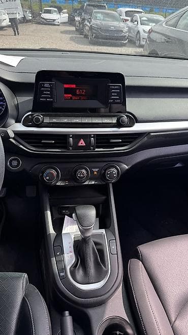 k3 2020: Kia K3: 2022 г., 1.6 л, Бензин, Седан — 7