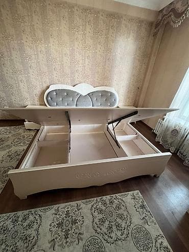 мебельные гарнитуры: Спальный гарнитур в классическом стиле, цвет айвори/молочный с резным — 2