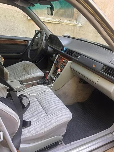 sprinter 315: Mercedes-Benz W124: 1986 г., 2.3 л, Механика, Бензин, Седан — 6