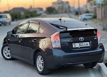 prius бампер: Toyota Prius: 2010 г., 1.8 л, Автомат, Гибрид, Хэтчбэк — 2