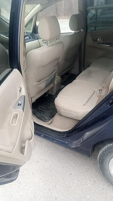 сиденья тойота виш: Toyota Corolla Spacio: 2002 г., 1.6 л, Ручные, Бензин, Минивэн — 6