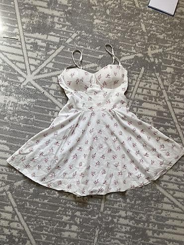 Летнее женское платье с цветочным принтом - Цвет: белый фон с нежными