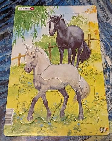 пазл на пол: Пазлы. Деревянные и картонные. Забирать на Ибраимова, дом 30 — 2