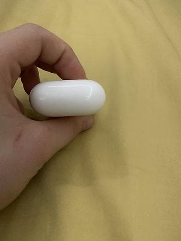 правое ухо айрподс: Беспроводные вкладыши наушники, Apple, Airpods 2, Б/у — 3