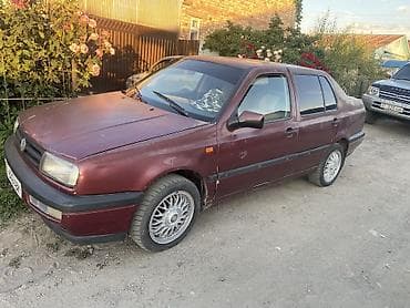 Продажа авто: Volkswagen Vento: 1995 г., 1.8 л, Механика, Бензин, Седан — 5