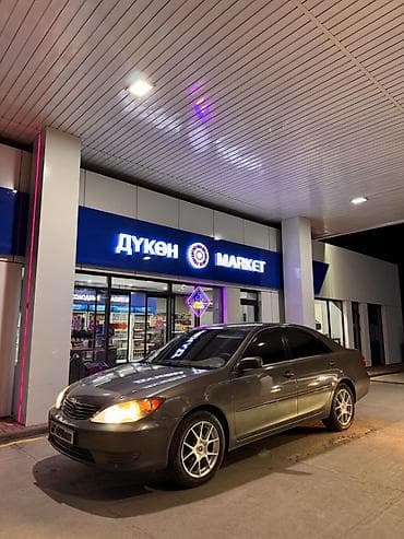 Toyota Camry: 2004 г., 2.4 л, Автомат, Бензин, Седан