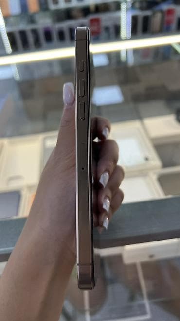 titanium: IPhone 16 Pro Max, 256 ГБ - Цвет: Десерт - В комплекте: коробка - — 3