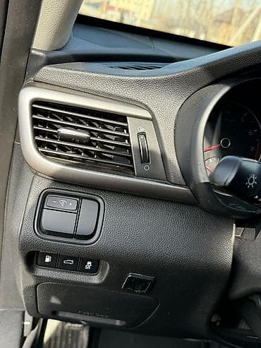 kia k2: Kia Optima: 2018 г., Автомат, Газ, Седан — 10