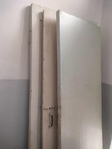 двери деревянные: Межкомнатная дверь, Б/у, Глухие, Одностворчатая, Деревянная, Распашная, цвет - Белый — 7