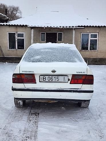 pes 2013: Nissan Primera: 1993 г., Механика, Седан — 2