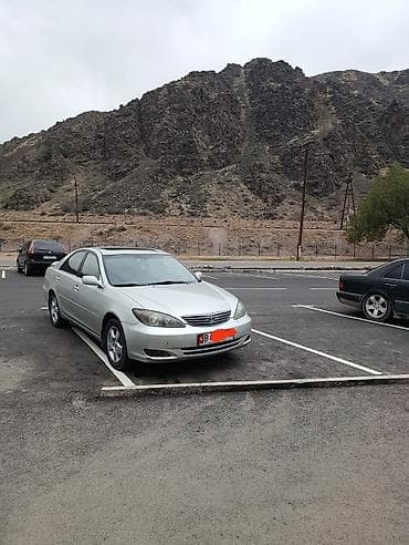 Toyota Camry: 2003 г., 2.4 л, Механика, Бензин, Седан