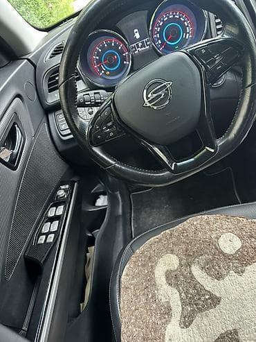 тико матор: Ssangyong Tivoli: 2017 г., 1.6 л, Автомат, Бензин, Кроссовер — 9