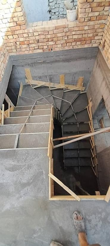 шкаф для дома и офиса: Бетонная лестница Наружные, Форма лестницы: Много-маршевая — 5