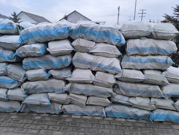 мебель фурнитура: Уголь в мешках - Фасовка: прочные полипропиленовые мешки с голубой — 1