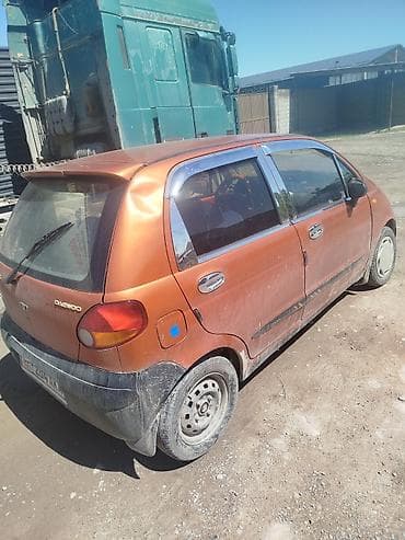 арзан матиз 1: Daewoo Matiz: 2001 г., 0.8 л, Кол менен иштөөчү, Бензин, Хетчбек — 3