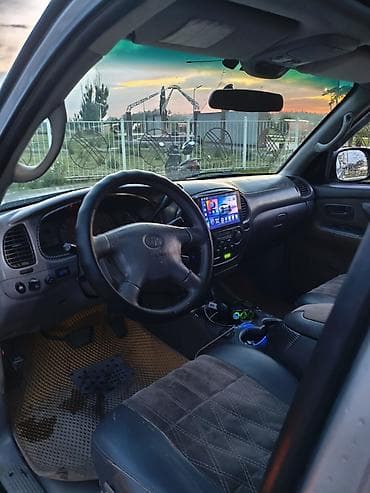 lexsus is: Toyota Sequoia: 2001 г., 4.7 л, Автомат, Газ, Внедорожник — 7