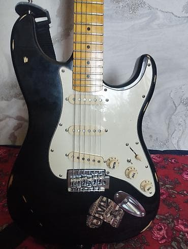 мин булак: Fender Stratocaster,(реплика) Классическая электро-гитара формата — 5