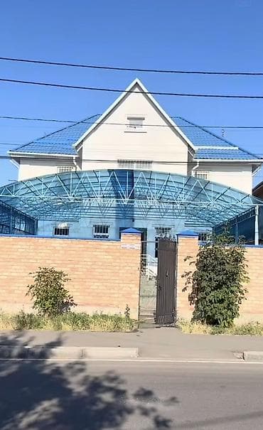 400: 🔹Продаю Дом Срочно на пересечении Шукурова Ахунбаева 🔹Участок :4 — 1