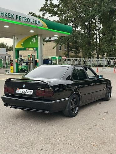 Унаа сатуу: BMW 5 series: 1991 г., 2.5 л, Кол менен иштөөчү, Бензин, Седан — 6