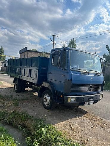маз тонар: Грузовой автомобиль Mercedes-Benz 814, бортовой. Основные — 2