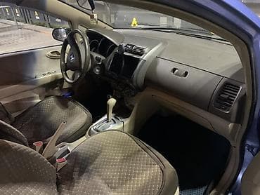 авто byd: Honda Fit Aria: 2004 г., 1.4 л, Автомат, Бензин, Седан — 4