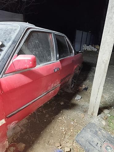 BMW: BMW 3 series: 1988 г., 2 л, Механика, Бензин, Седан — 3