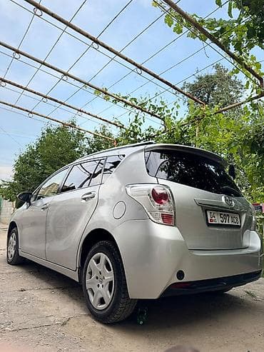 купить багажник бокс на крышу бу: Toyota Verso: 2013 г., 1.6 л, Механика, Бензин, Универсал — 4