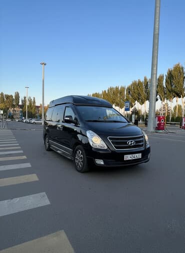 гранд: Hyundai H-1 (Grand Starex): 2017 г., 2.4 л, Автомат, Газ, Минивэн — 1