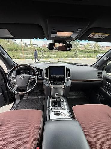 трактор мтз 80 1: Toyota Land Cruiser: 2019 г., Бензин, Внедорожник — 6