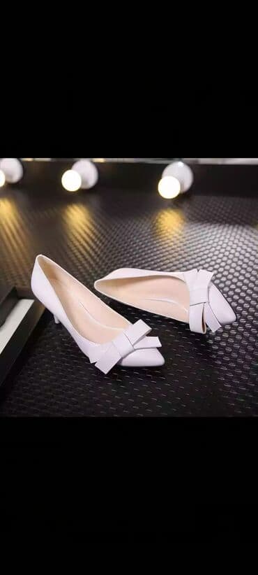 туфли беж цвет: Новые туфли 
Высота каблука 3-5см — 4