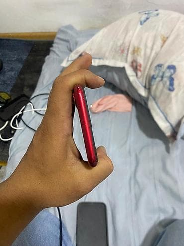 купить бу iphone x: IPhone Xr, Красный — 8