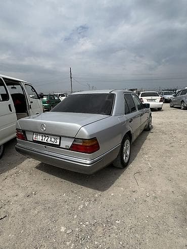 Продажа авто: Mercedes-Benz W124: 1990 г., 2 л, Автомат, Бензин, Седан — 3