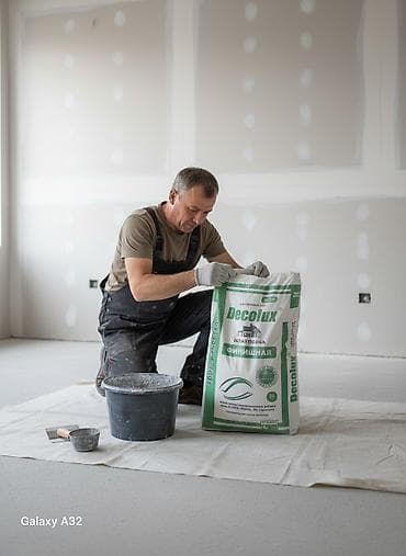 Финишная шпаклевка Decolux в мешке 25 кг. Подходит для выравнивания