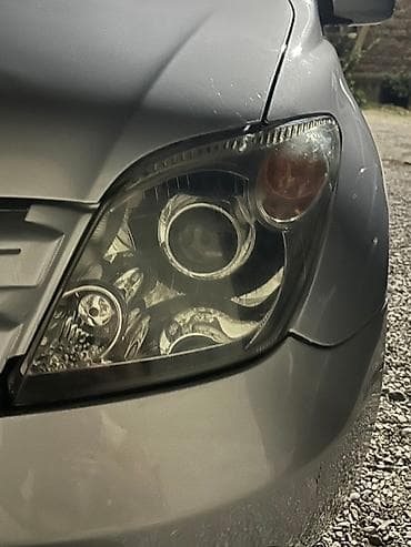 Toyota: Toyota Ist: 2003 г., 1.5 л, Автомат, Бензин, Хэтчбэк — 8