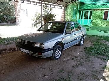 хунчи авто: Volkswagen Vento: 1993 г., 1.8 л, Механика, Бензин, Седан — 2